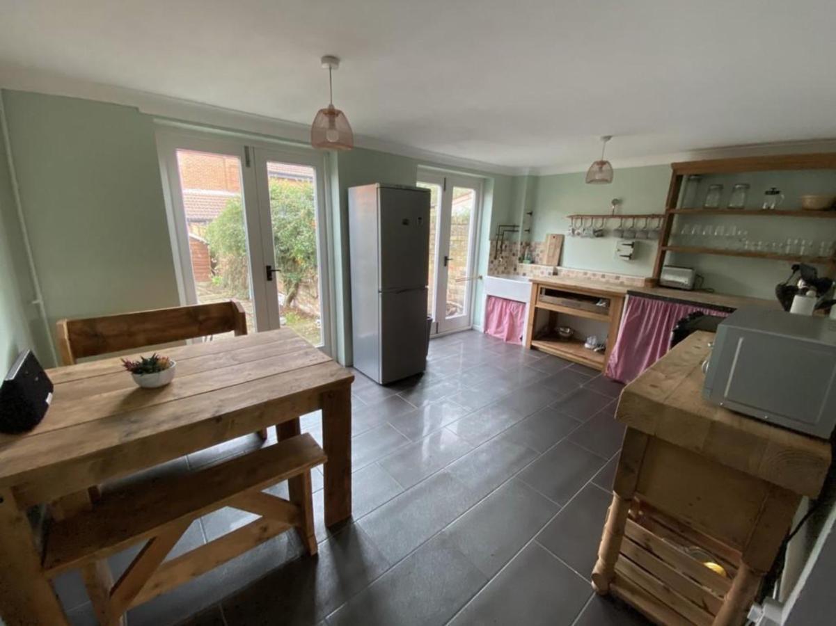 Charming Town Centre Character Cottage With Parking Stowmarket Exteriér fotografie