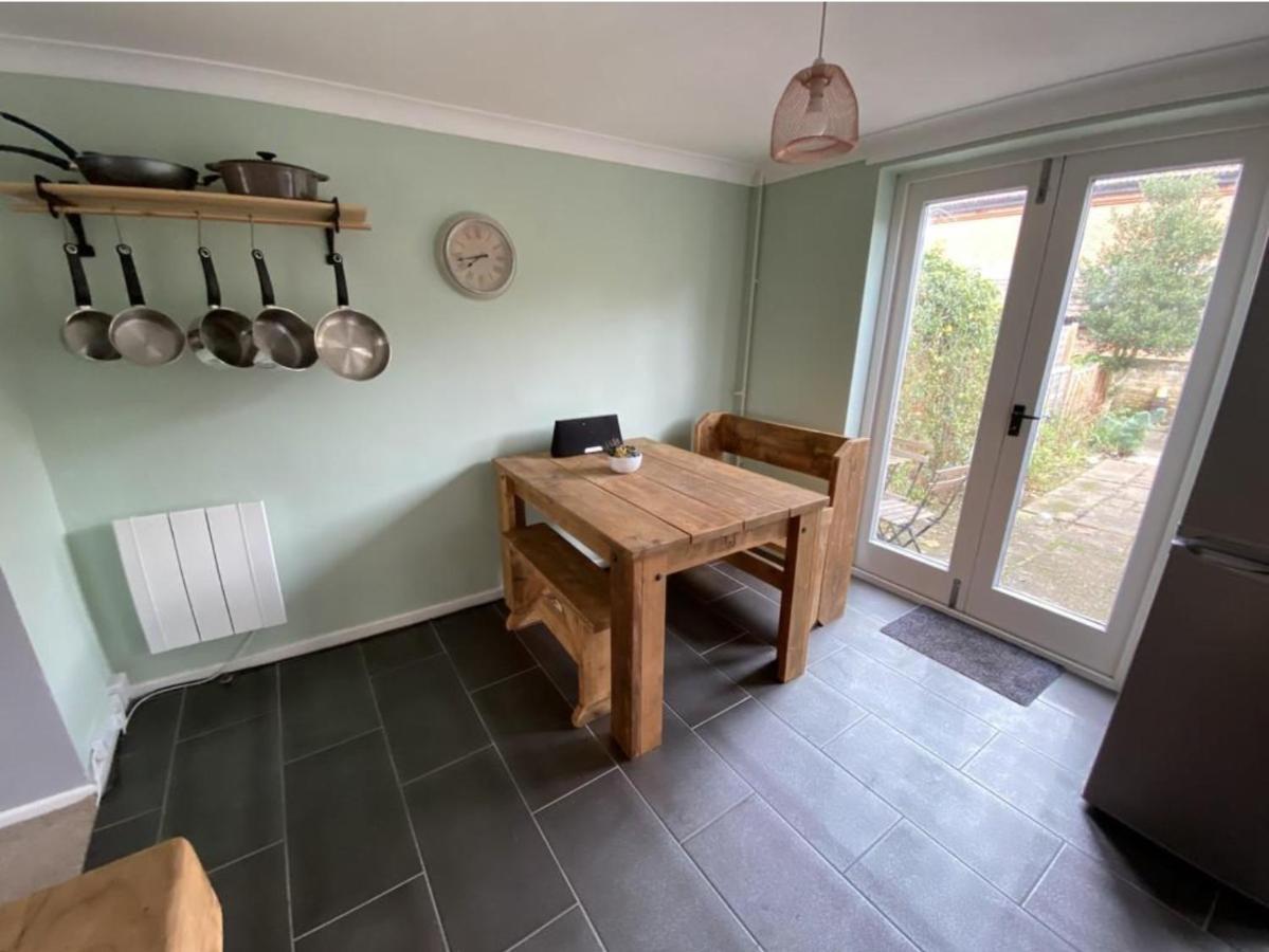 Charming Town Centre Character Cottage With Parking Stowmarket Exteriér fotografie